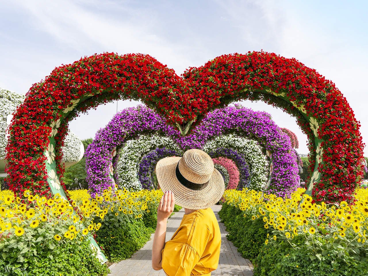 Emirates A380 Covered in Fresh Flowers at Dubai Miracle Garden